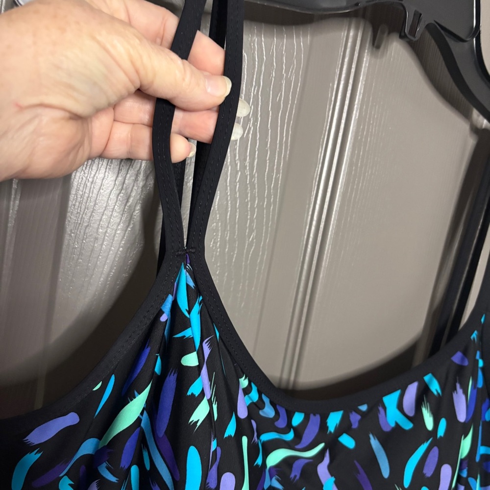 Beach Belle Swim Dress One Piece Plus Size 24 Black Multi - Picture 3 of 13